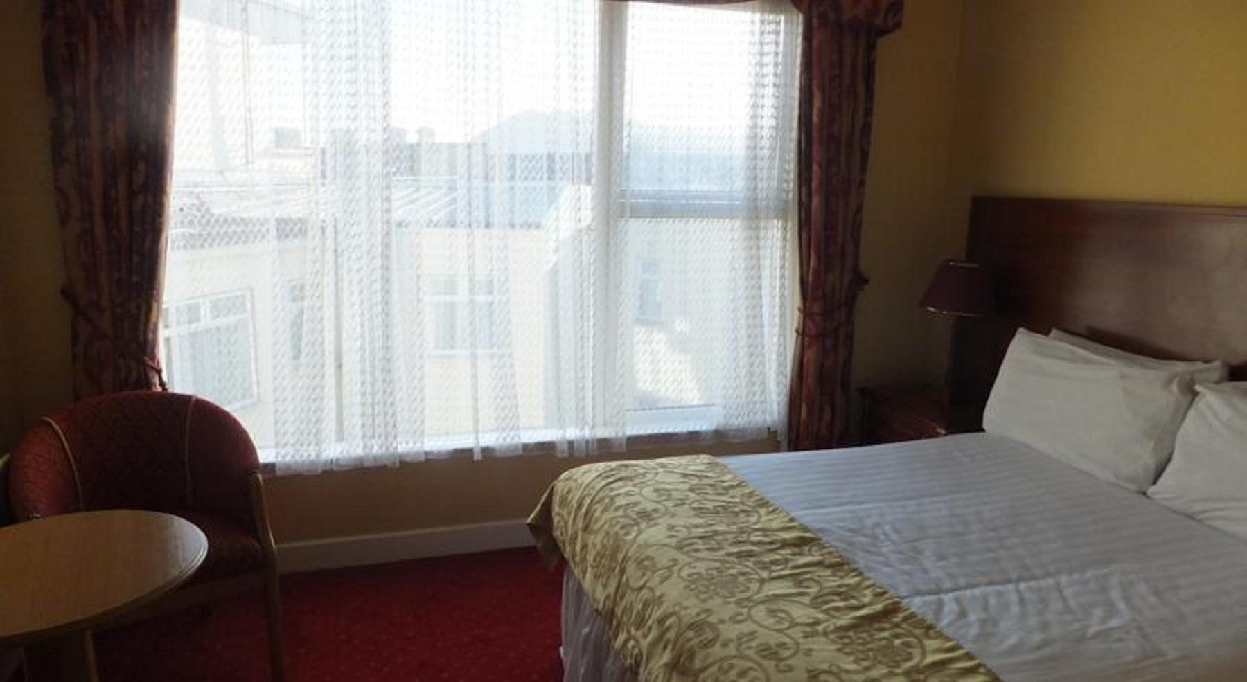 בריי The Royal Hotel & Leisure Centre מראה חיצוני תמונה