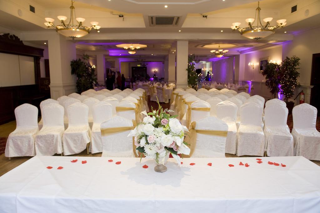 בריי The Royal Hotel & Leisure Centre מראה חיצוני תמונה